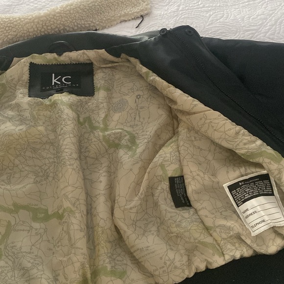 Child’s faux leather bomber jacket with removable fur collar; 1x worn - Picture 2 of 2